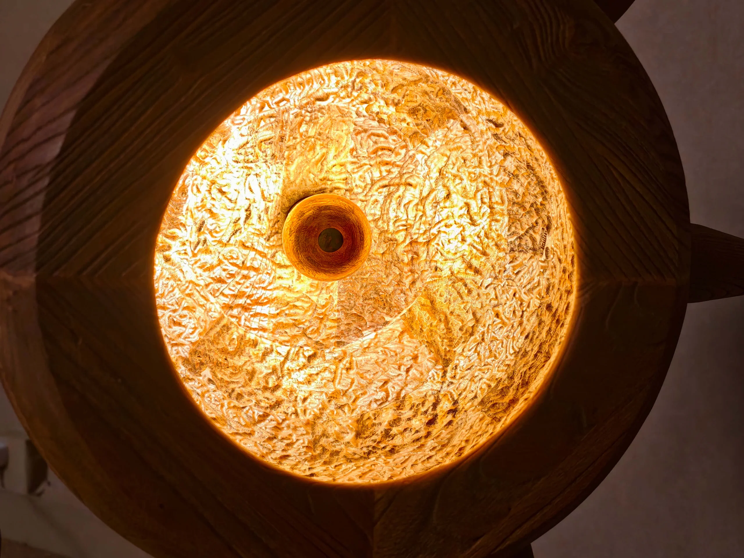 Artistic Handmade Solid Wood Demonlet Floor Lamp4 scaled – Flowlight Design This is a picture of the Demonlet artistic floor lamp, a handmade product crafted from natural solid wood by FLOWLIGHT DESIGN INC., available at flowlightdesign.com. Its design evokes a unique European and American medieval style, making it a distinctive piece of lighting furniture.