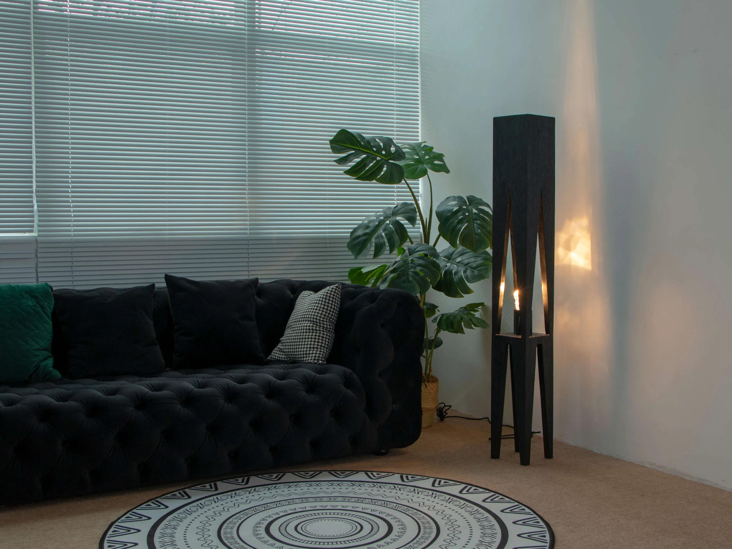 Atmosphere Scene with Sequence Natural Solid Wood Artistic Floor Lamp scaled – Flowlight Design Atmosphere Scene with Sequence Natural Solid Wood Artistic Floor Lamp scaled | Flowlight Design