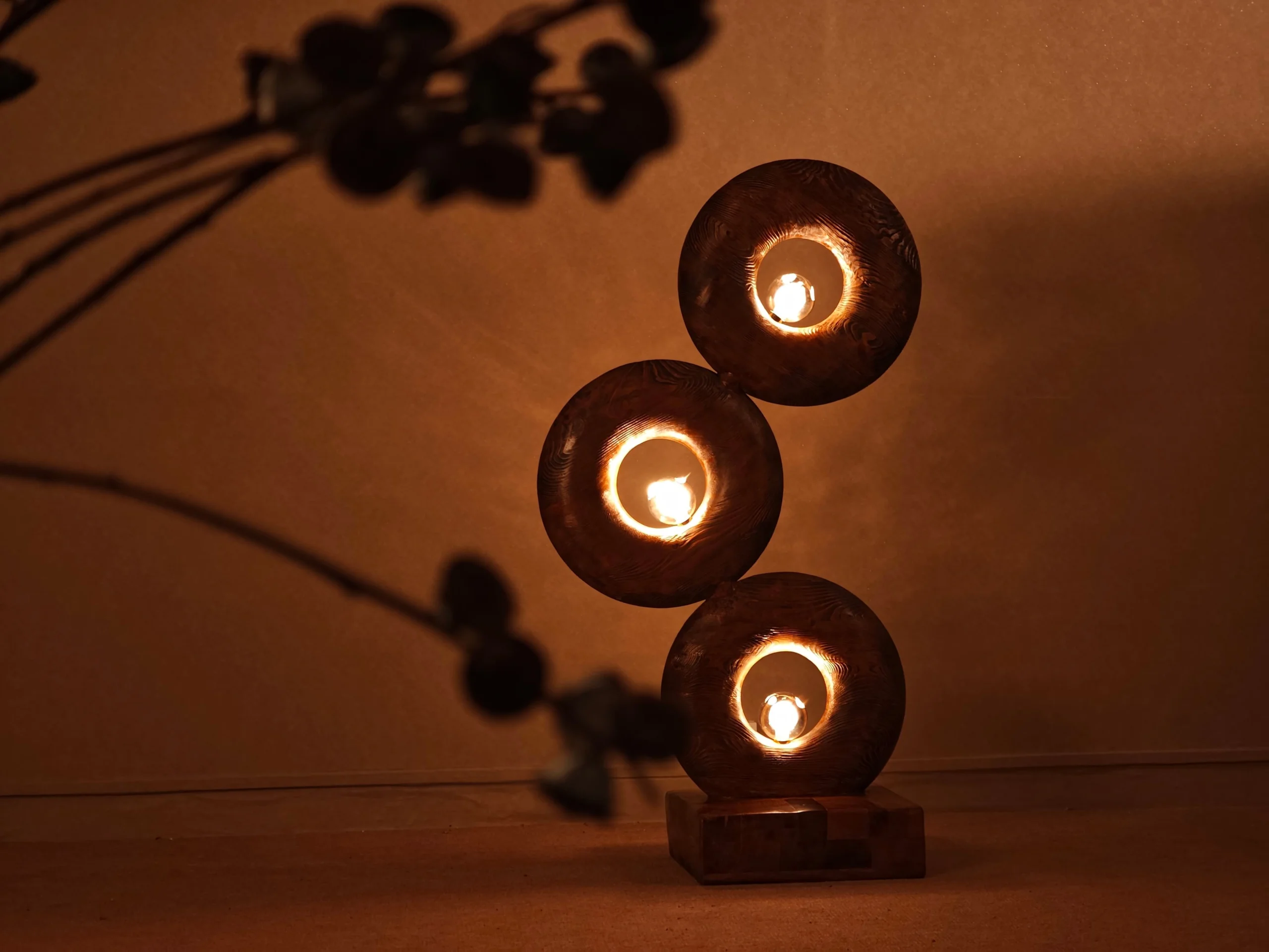 Orbit Artistic Handmade Solid Wood Floor Lamp scaled – Flowlight Design Orbit Artistic Handmade Solid Wood Floor Lamp scaled | Flowlight Design