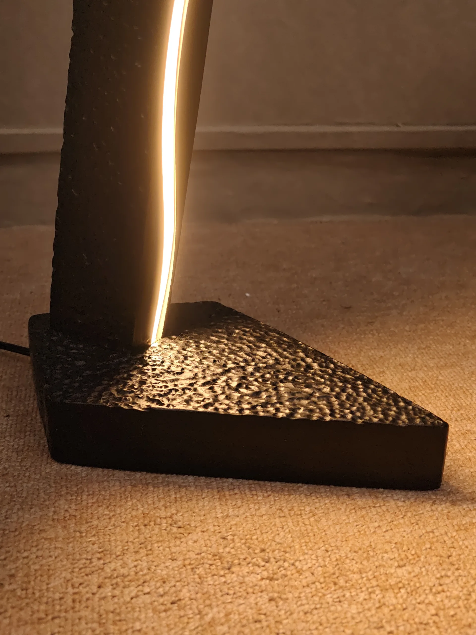 Handmade Natural Solid Wood Artistic European American Antique Style Floor Lamp scaled – Flowlight Design Handmade Natural Solid Wood Artistic European American Antique Style Floor Lamp scaled | Flowlight Design